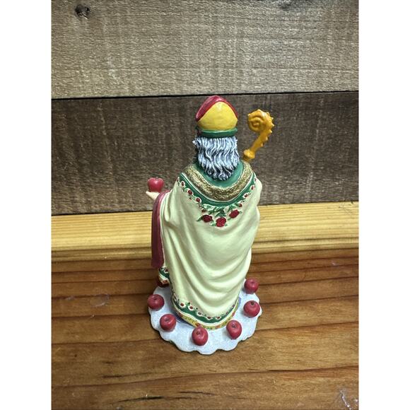 International Santa Claus Collection St. Nicholas Poland SC48 In Box - Picture 3 of 7